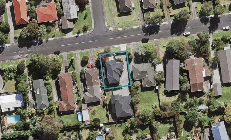 28 EBAN AVENUE, Hillcrest, Auckland - Carousel 1