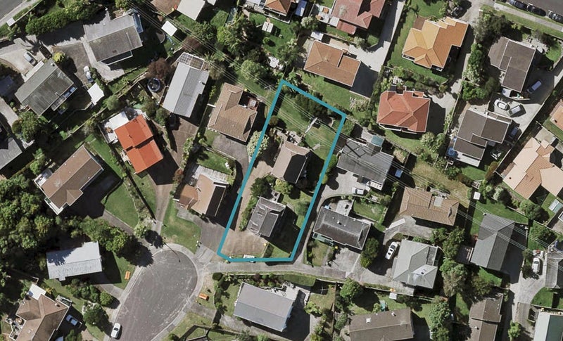 2/13 Remus Place, Tōtara Vale, Auckland - Carousel 1