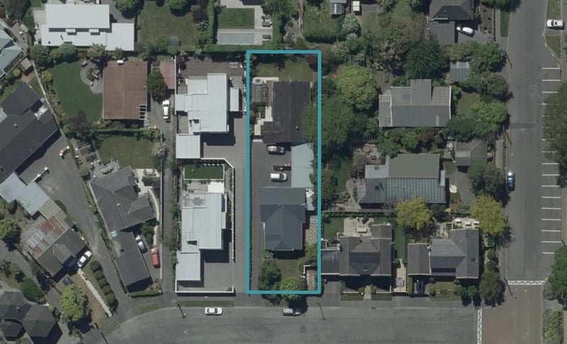 2/15 Roa Road, Fendalton, Christchurch - Carousel 1