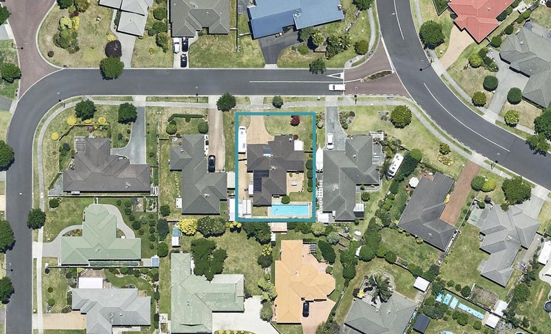 5 Carribean Place, Papamoa Beach, Papamoa - Carousel 1
