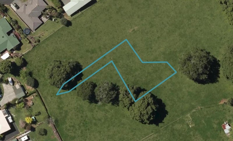 15 Rotokauri Rise, Kamo, Whangarei - Carousel 1