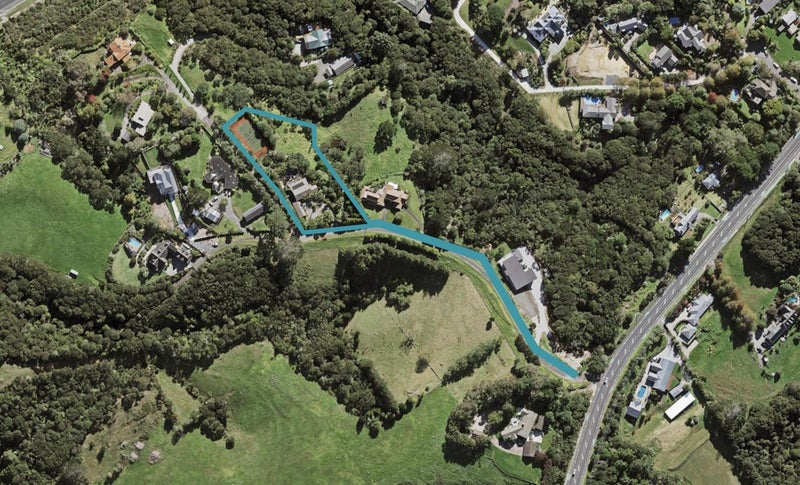 320A Upper Harbour Drive, Greenhithe, Auckland - Carousel 1
