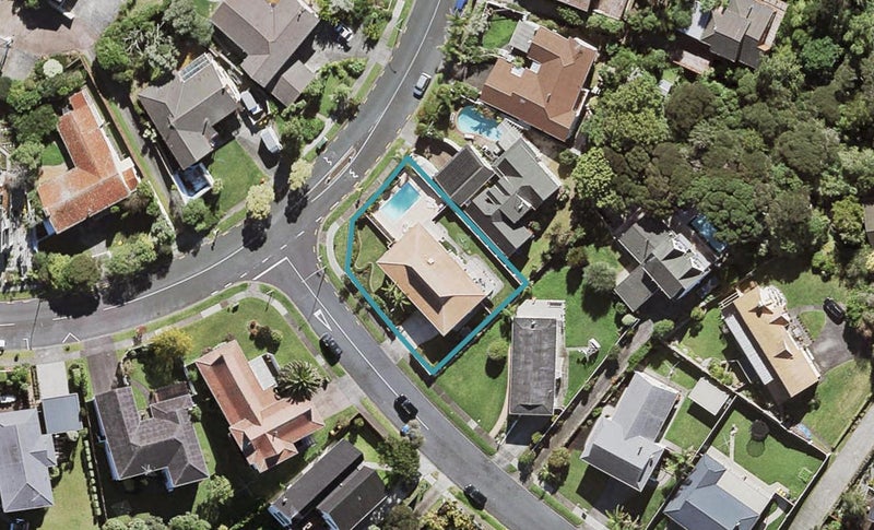 1 Blundell Place, Chatswood, Auckland - Carousel 1
