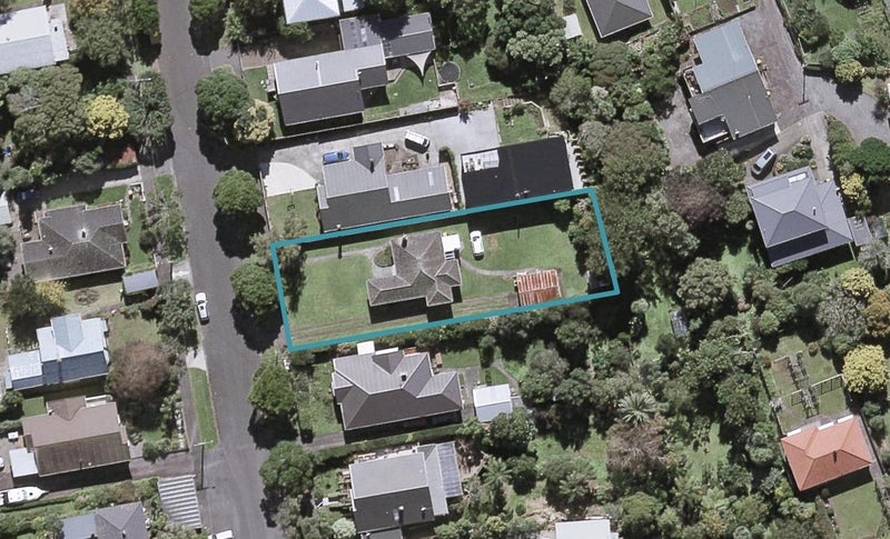 11 Peace Avenue, Moturoa, New Plymouth - Carousel 1