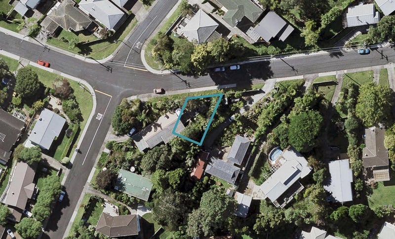 2/11 Morton Avenue, Forrest Hill, Auckland - Carousel 1