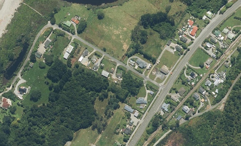 11 Pandora Avenue, Camerons, Greymouth - Carousel 1