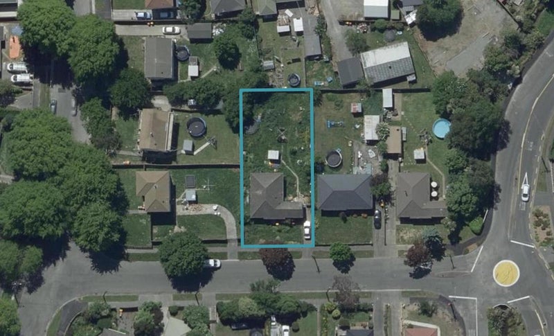 3 Orcades Street, Shirley, Christchurch - Carousel 1