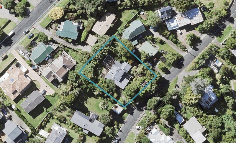 29 Nigel Road, Browns Bay, Auckland - Carousel 1