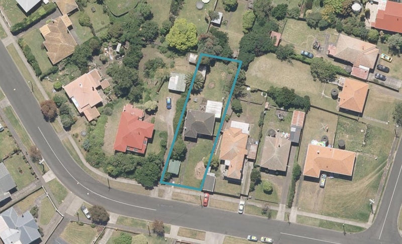 112 Gonville Avenue, Gonville, Whanganui - Carousel 1