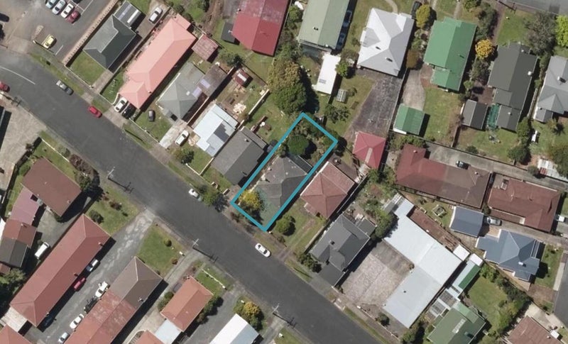 11A Wolfe Street, Regent, Whangarei - Carousel 1