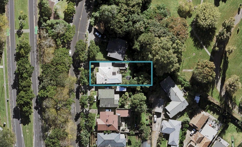 69 Malvern Road, Morningside, Auckland - Carousel 1