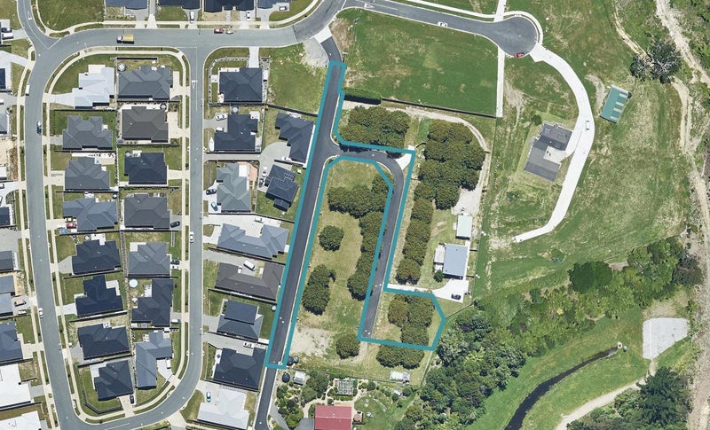 17 Gabriela Close, Pyes Pa, Tauranga - Carousel 1