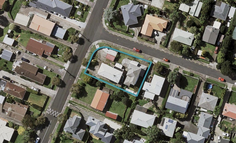 16 Whites Way, Ellerslie, Auckland - Carousel 1