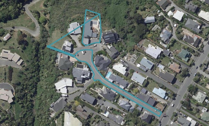 10 Mandalay Lane, Redcliffs, Christchurch - Carousel 1
