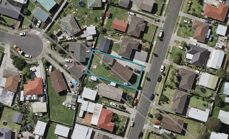 41 Zelda Avenue, Clover Park, Auckland - Carousel 1