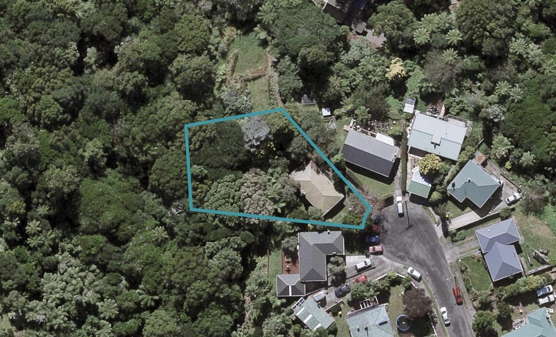 11 Wheeler Place, Upper Vogeltown, New Plymouth - Carousel 1