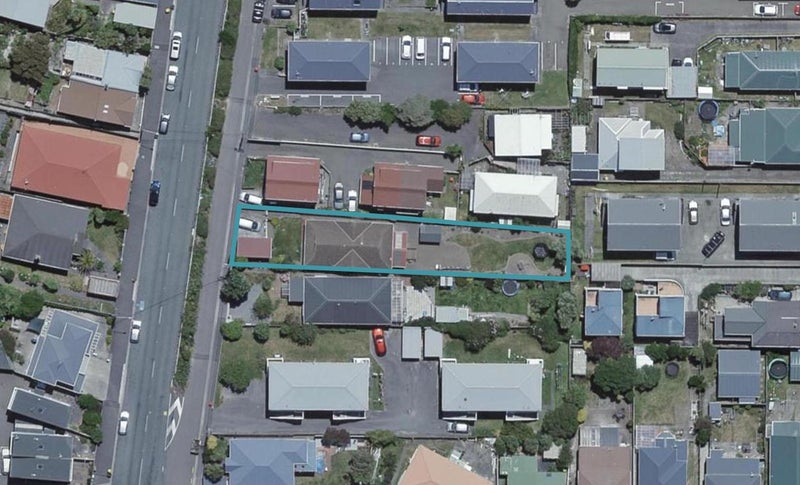 135 Queens Drive, Lyall Bay, Wellington - Carousel 1