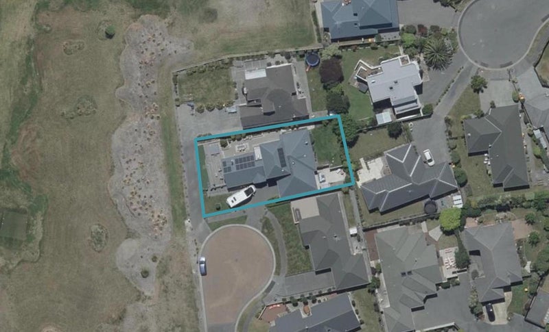 16 Seacroft Place, Waimairi Beach, Christchurch - Carousel 1