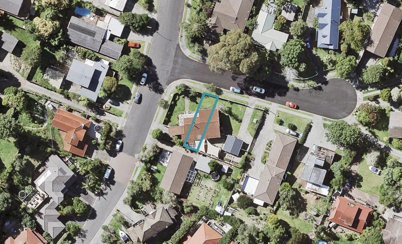 2B Celina Place, Browns Bay, Auckland - Carousel 1