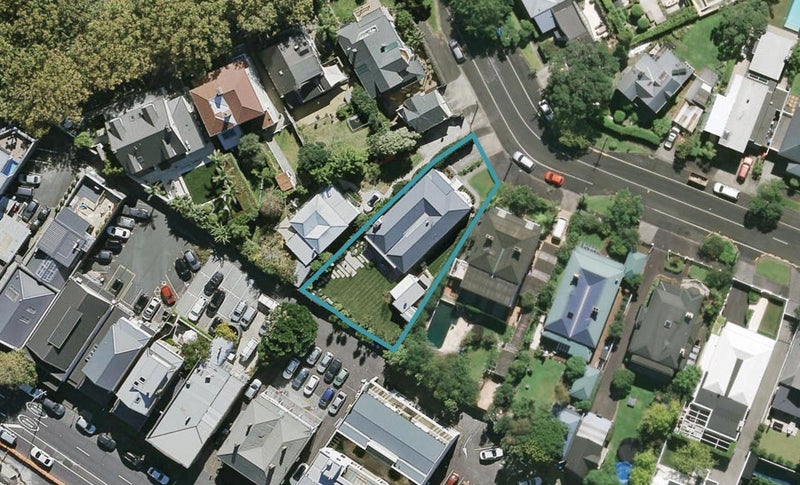 12 Barrie Street, Freemans Bay, Auckland - Carousel 1