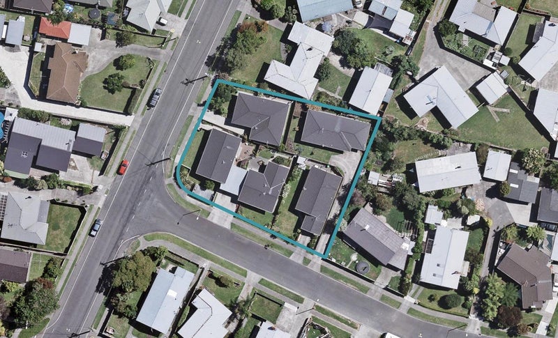 1/1 Frickleton Street, Taradale, Napier - Carousel 1
