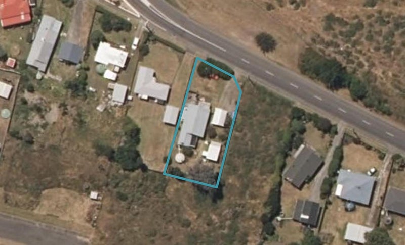 561 Waitarere Beach Road, Waitarere Beach, Levin - Carousel 1