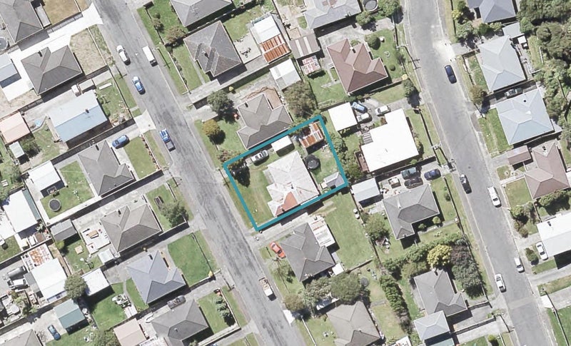 15 McKillop Street, Wainuiomata, Lower Hutt - Carousel 1