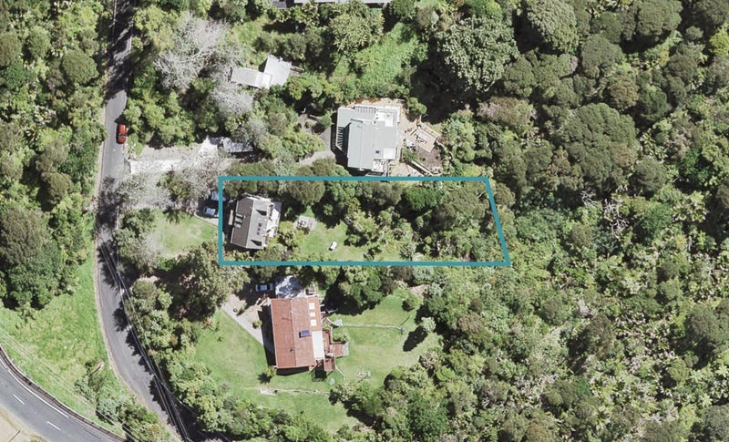 9 Warner Park Avenue, Laingholm, Auckland - Carousel 1