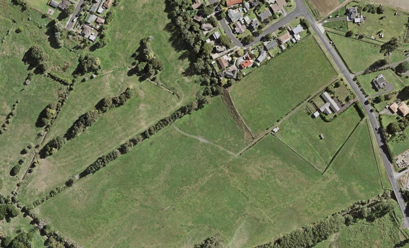23 Bannockburn Road, Ōpaheke, Papakura - Carousel 1