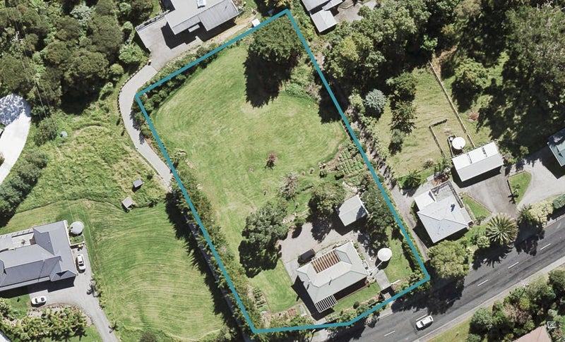 102 The Avenue, Lucas Heights, Auckland - Carousel 1
