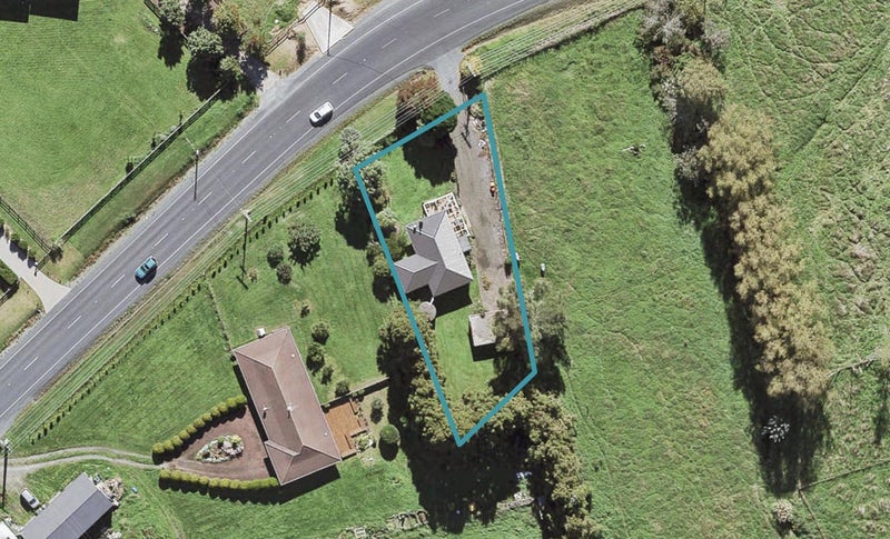 118 Riverhead Road, Kumeu - Carousel 1