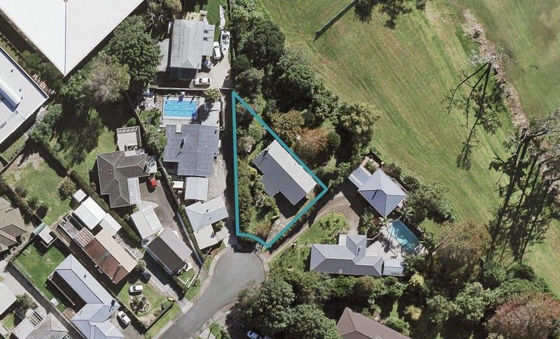 18 Benders Avenue, Hillcrest, Auckland - Carousel 1