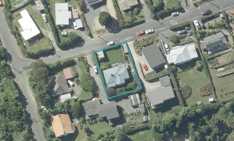 34 Kauri Street, Ravensbourne, Dunedin - Carousel 1