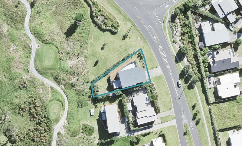 4 Mangatawhiri Road, Warkworth - Carousel 1