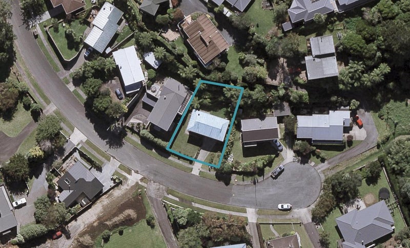 25 Rossiter Crescent, Lynmouth, New Plymouth - Carousel 1