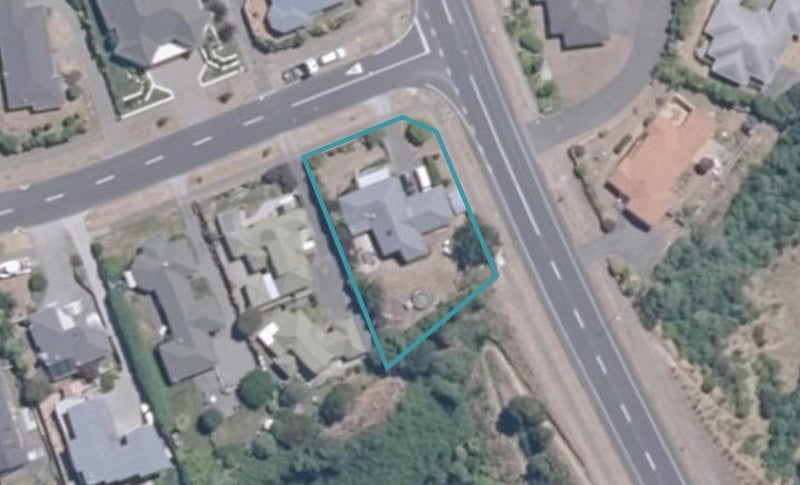 91 Harvey Street, Waipahihi, Taupo - Carousel 1