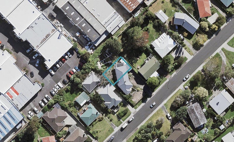 93C Bruce Road, Glenfield, Auckland - Carousel 1