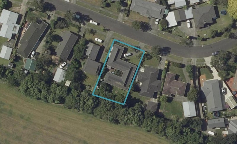 11 Humphries Place, Awapuni, Palmerston North - Carousel 1