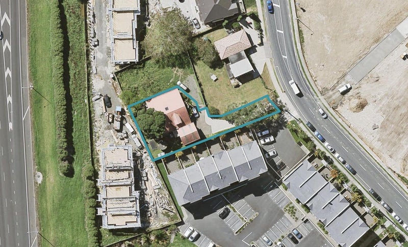 128A McClymonts Road, Oteha, Auckland - Carousel 1