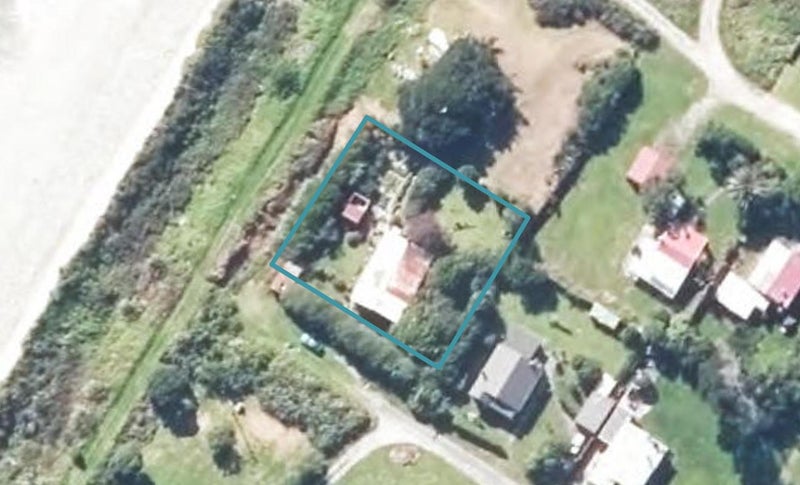 1 Batty Street, Mokihinui, Westport - Carousel 1