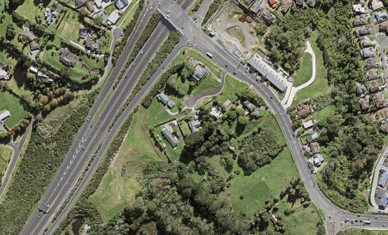 2 Ashby Place, Greenhithe, Auckland - Carousel 1