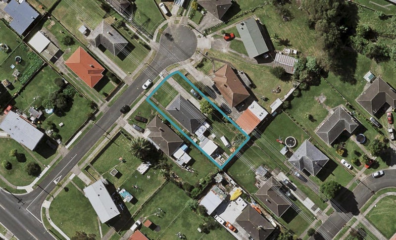 5 Sutcliffe Place, Otara, Auckland - Carousel 1