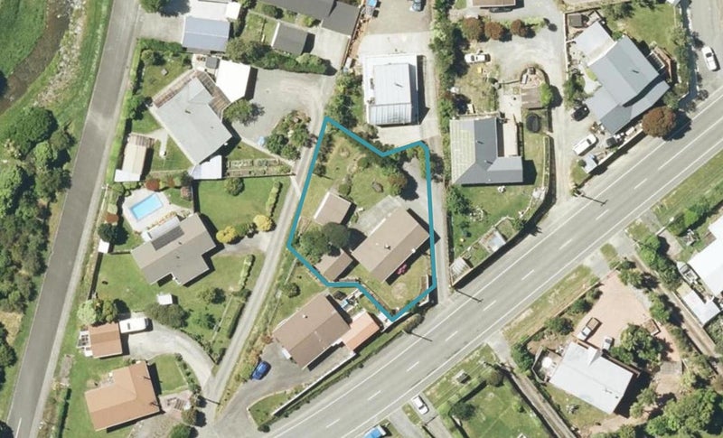 239A Waikawa Road, Waikawa, Picton - Carousel 1