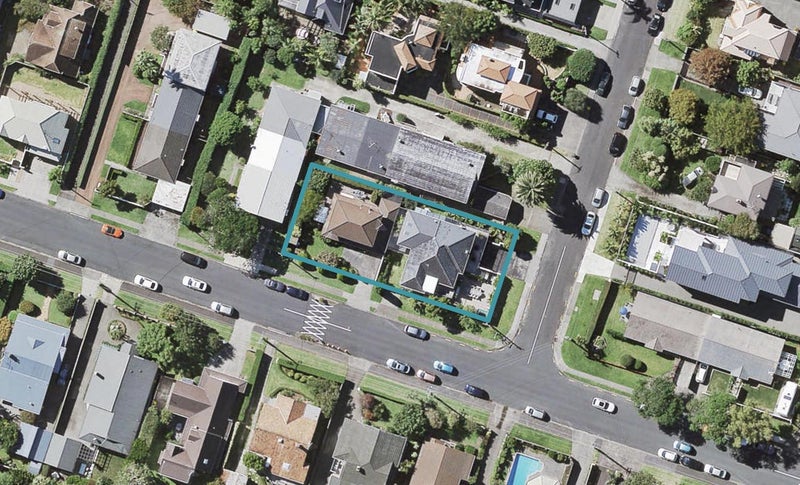 2/2 Cecil Road, Milford, Auckland - Carousel 1