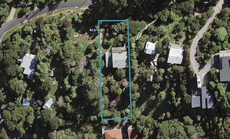 75 Sea View Road, Ostend, Waiheke Island - Carousel 1