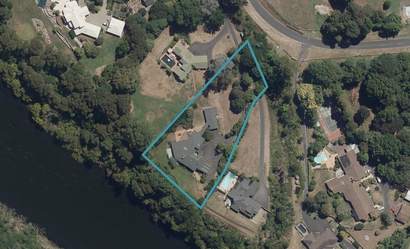 49B Riverglade Drive, Tamahere, Hamilton - Carousel 1