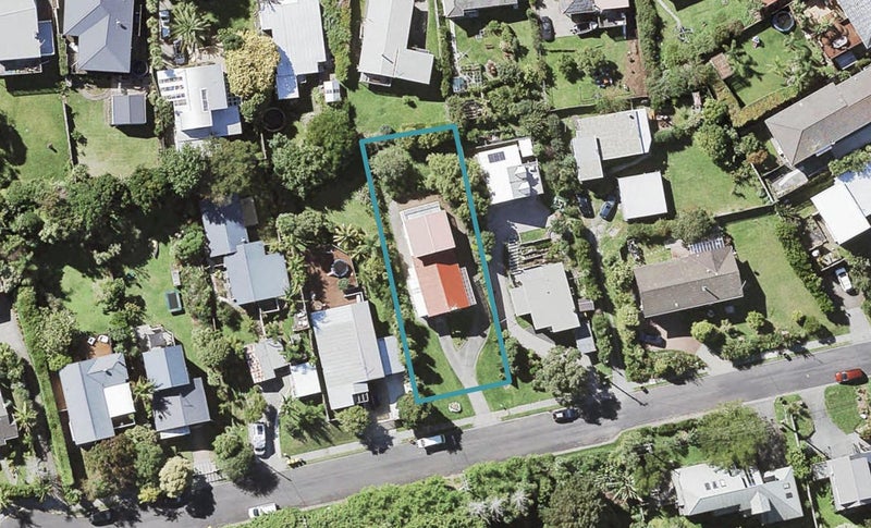 7 Montana Avenue, Murrays Bay, Auckland - Carousel 1