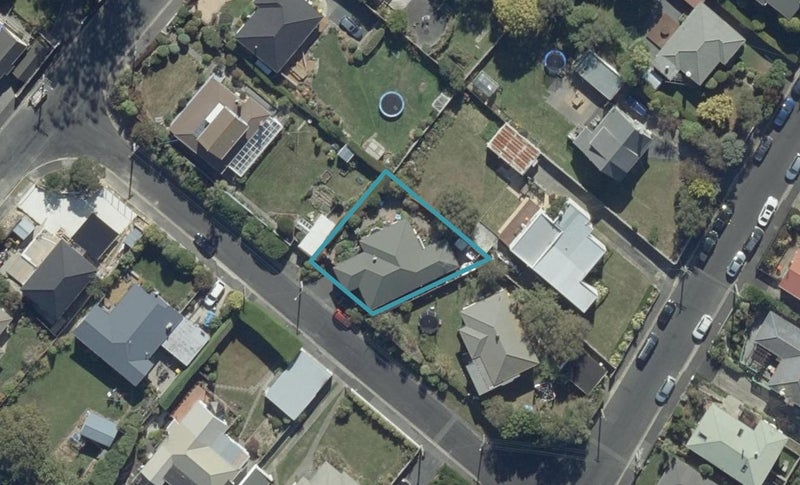 4 Kipling Street, Waverley, Dunedin - Carousel 1