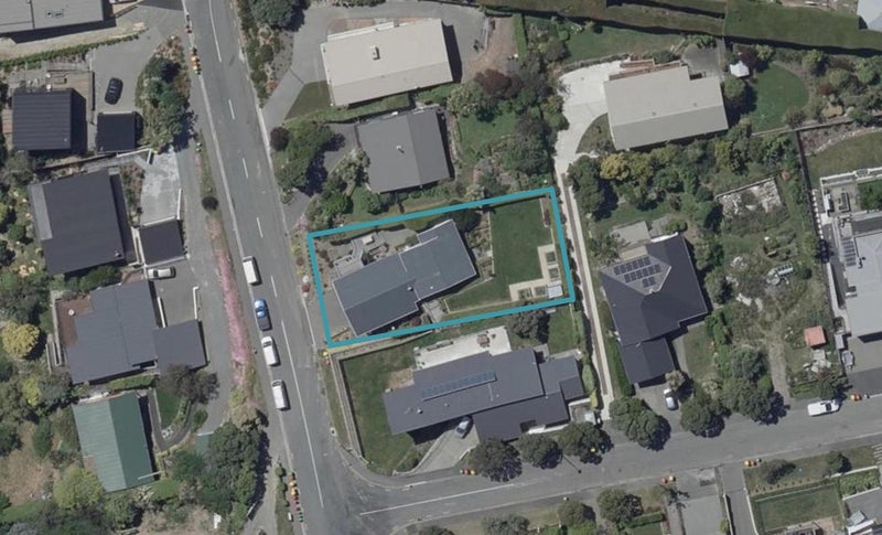 316 Cannon Hill Crescent, Mount Pleasant, Christchurch - Carousel 1