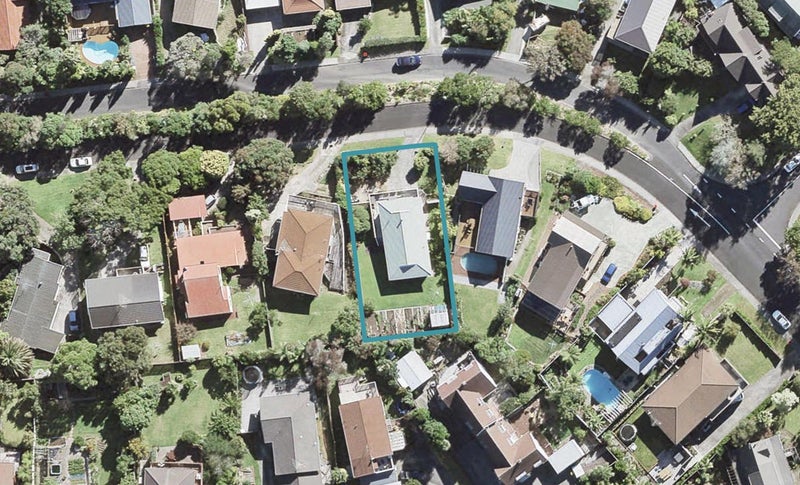 14 Lingham Crescent, Torbay, Auckland - Carousel 1